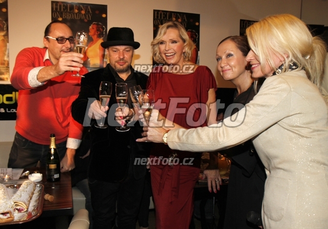 9947 Marian Vojtko Petr Kolar Helena Vondrackova Bara Basikova Vera Patt