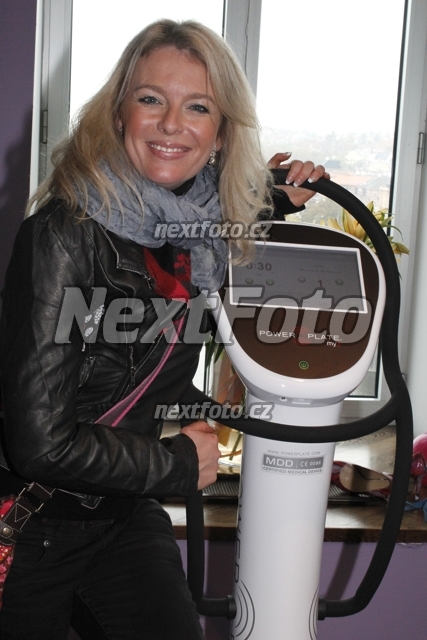 8096 Lucie Benesova