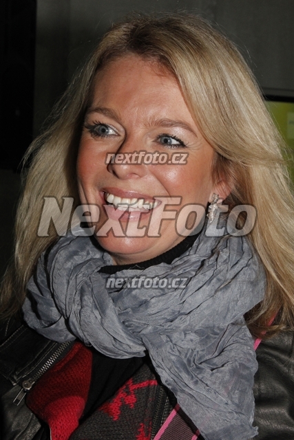 8122 Lucie Benesova