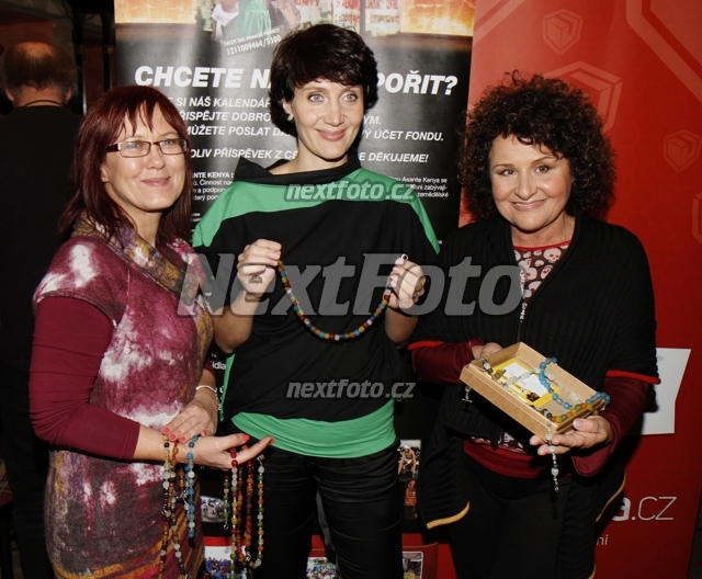 3195 Katerina Cajthamlova Ester Janeckova Jitka Zelenkova