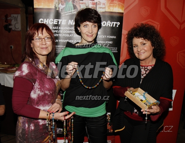 3200 Katerina Cajthamlova Ester Janeckova Jitka Zelenkova