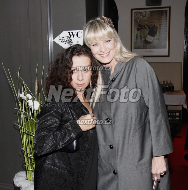 6020 Chantal Poullain Ester Kocickova