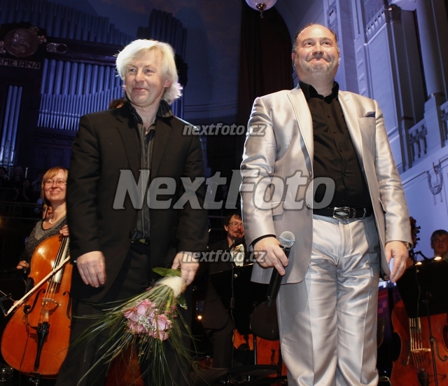 3020 Michal David Petr Chromcak