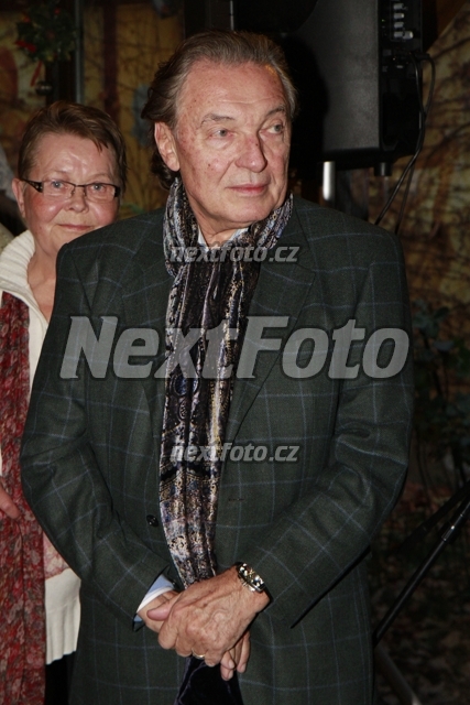 7664 Karel Gott