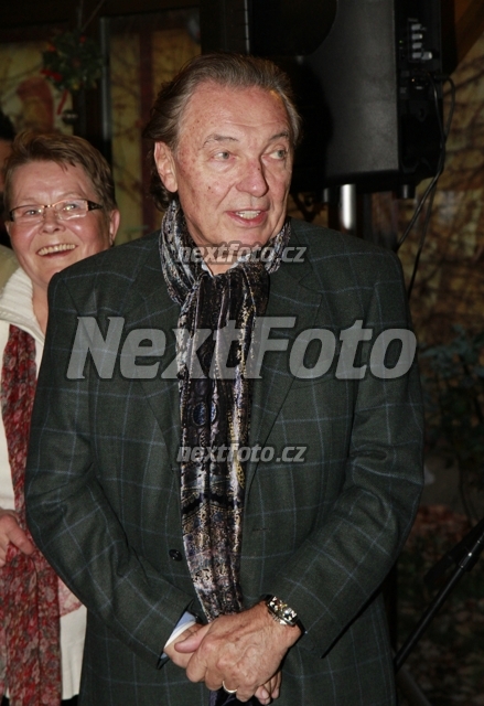 7666 Karel Gott