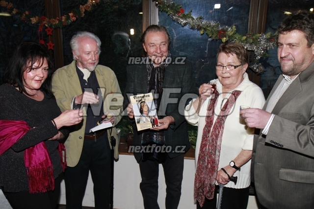 7725 Michaela Remesova Karel Gott Stanislav Fiser Jana Drbohlavova Roman Schuster