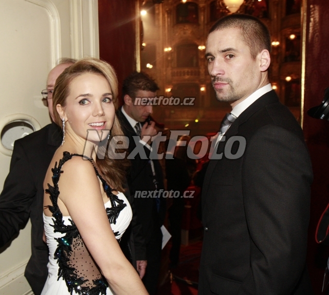 8393 Lucie Vondrackova Tomas Plekanec