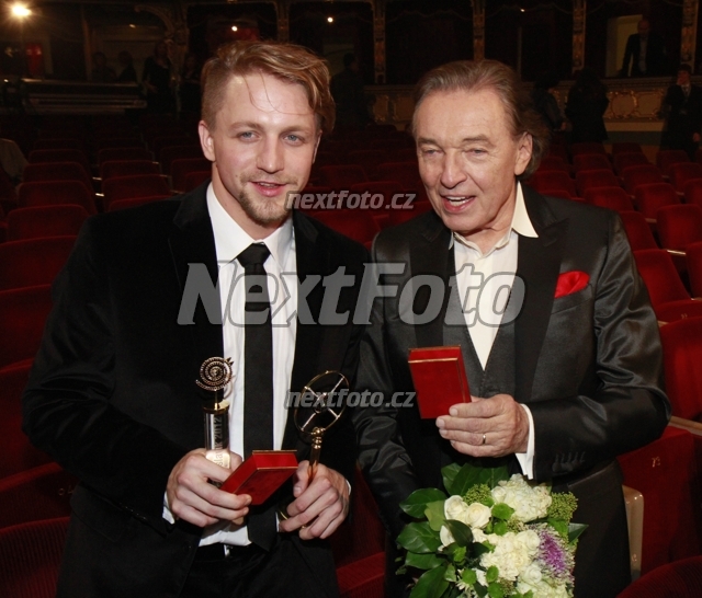 8970 Tomas Klus Karel Gott