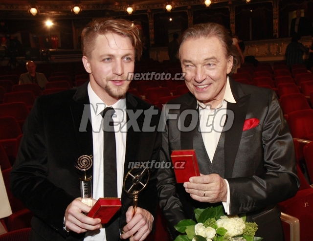 8976 Tomas Klus Karel Gott