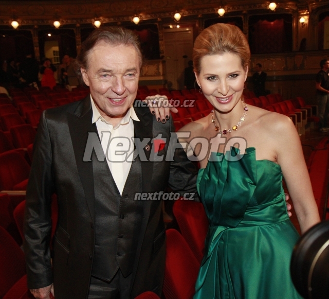9130 Ivana Gottova Karel Gott