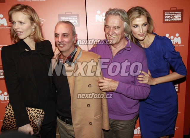 0433 Tereza Maxova Eva Herzigova