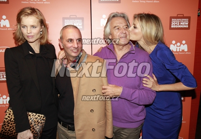 0438 Tereza Maxova Eva Herzigova