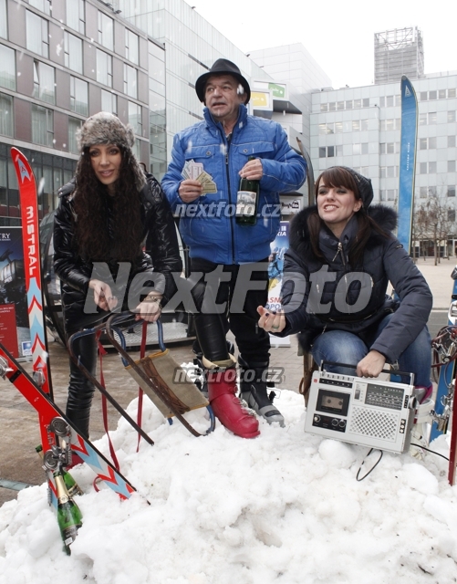 6080 Roman Skamene Olga Lounova Marta Jandova