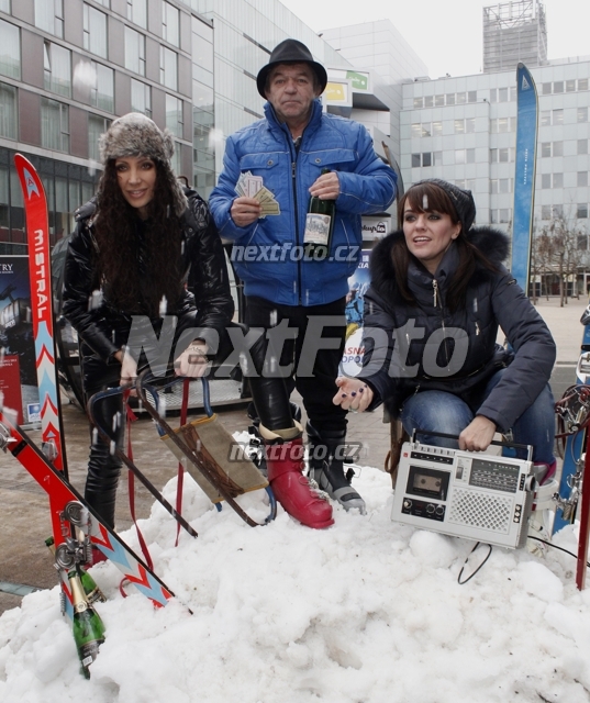 6081 Roman Skamene Olga Lounova Marta Jandova