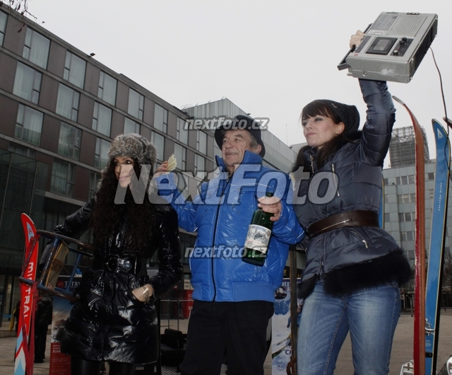 6093 Roman Skamene Olga Lounova Marta Jandova