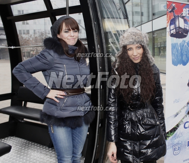 6122 Olga Lounova Marta Jandova