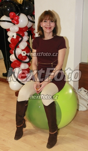 2251 Michaela Dolinova