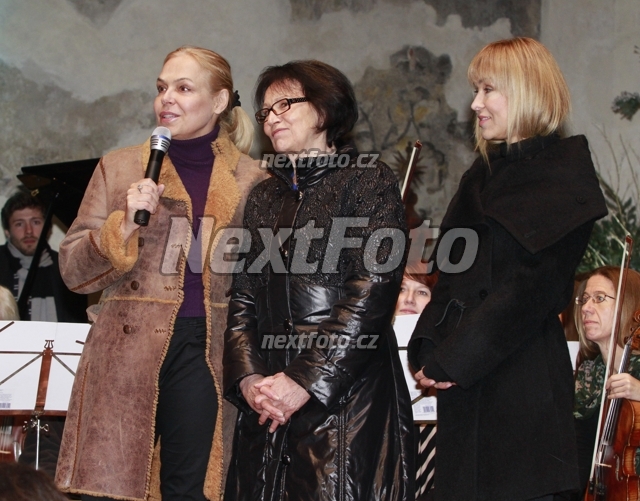 3153 Dagmar Havlova Marta Kubisova Katerina Hercikova