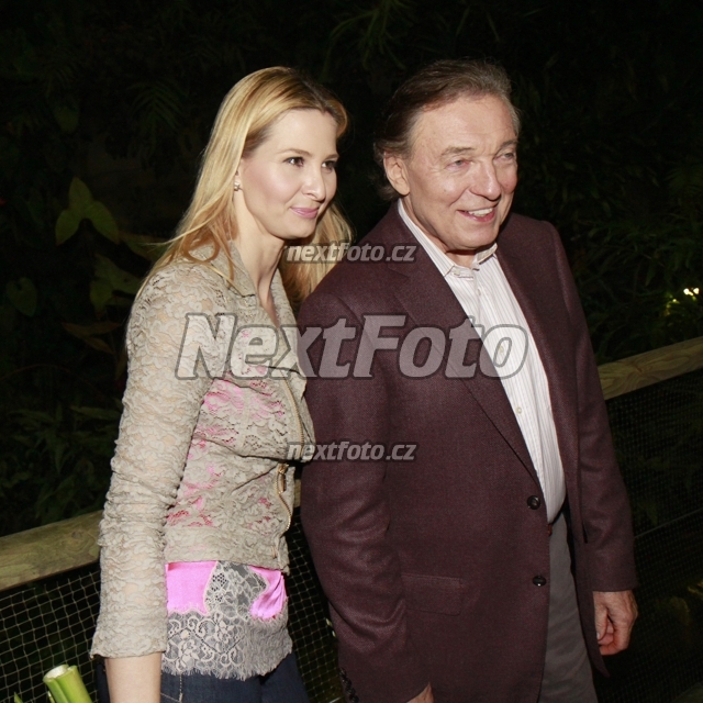 4712 Karel Gott Ivana Gottova
