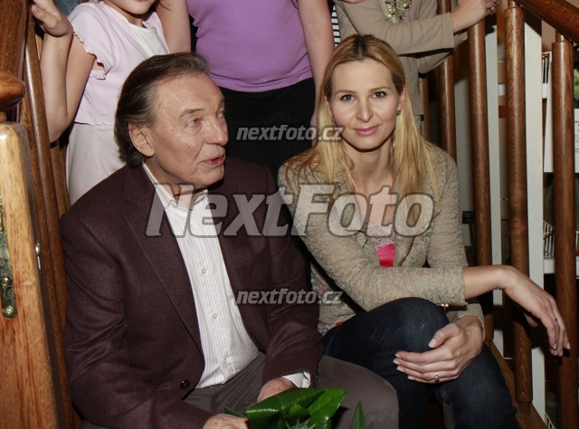 4748 Karel Gott Ivana Gottova