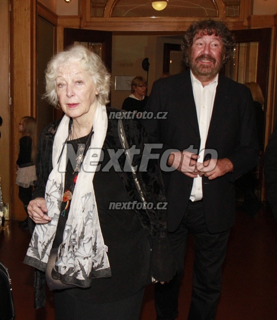 5651 Kveta Fialova Zdenek Troska