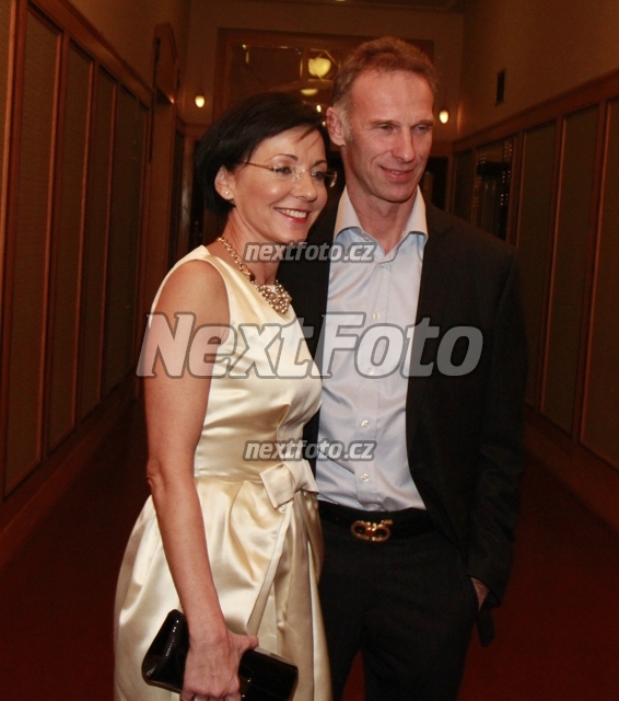 5673 Dominik Hasek Libuse Smuclerova