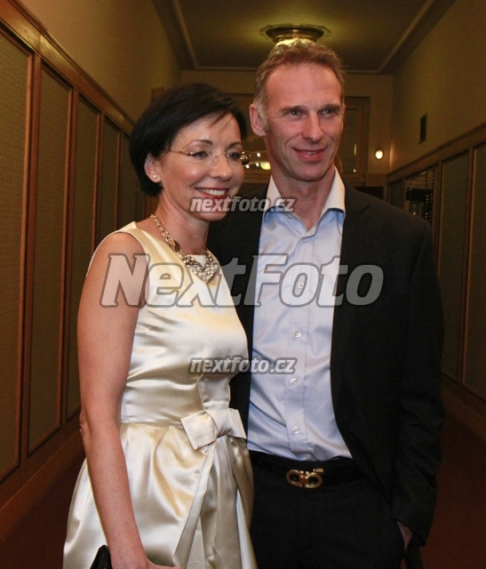 5684 Dominik Hasek Libuse Smuclerova