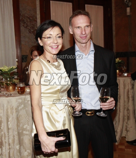 5731 Dominik Hasek Libuse Smuclerova