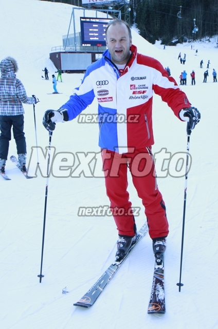 6877 Marek Vit