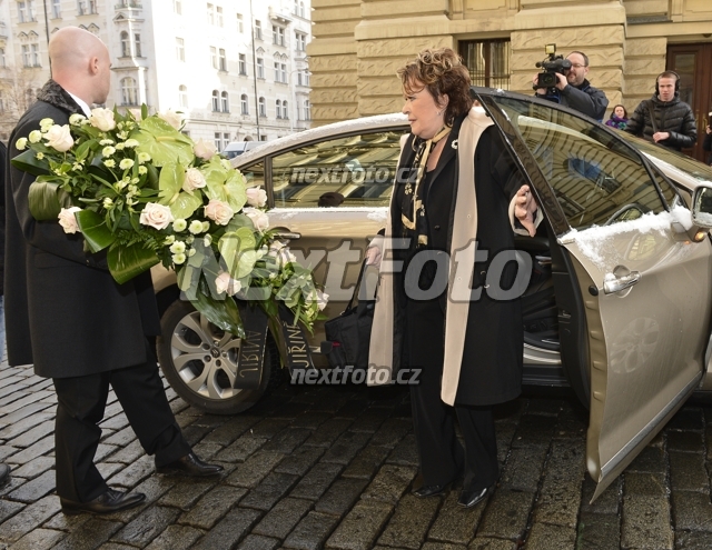 8209 Jirina Bohdalova Radek Pokluda