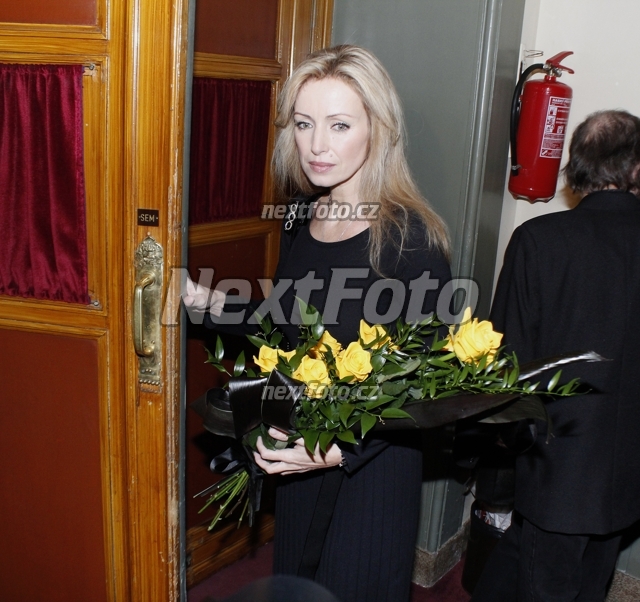 9538 Katerina Brozova