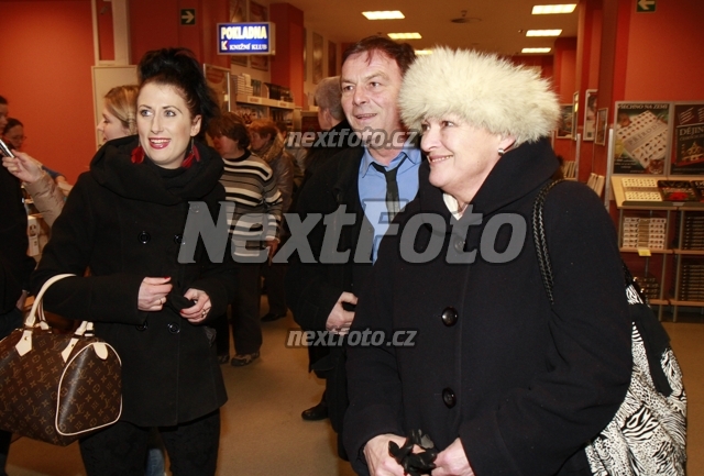 0775 Pavel Travnicek Monika Fialova Valerie Zawadska