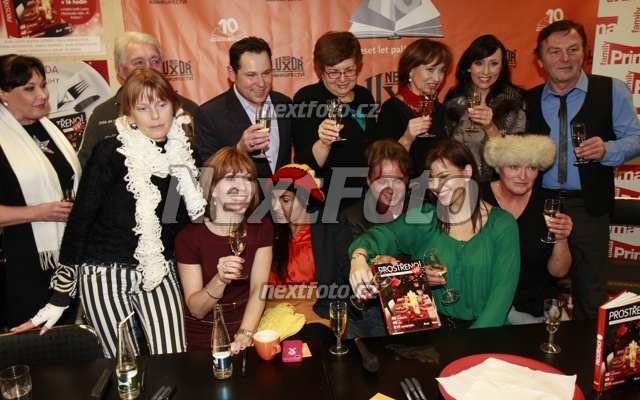 0910 Dada Patrasova Lenka Holas Korinkova Jiri Krampol Michaela Dolinova Anife Hassan Vyskocilova Pavel Vitek Marie Formackova Andrea Kalivodova Petra Cernocka Valerie Zawadska Heidi Janku Pavel Travnicek