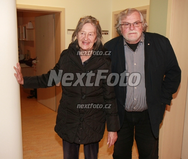 1034 Jan Kacer Nina Diviskova