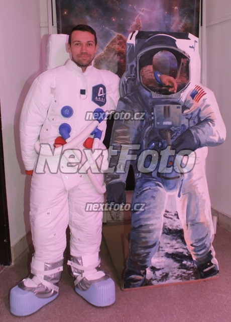 4587 Lukas Hejlik