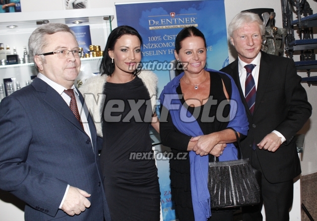 8286 Gabina Partysova Ladislav Spacek Adriana Sobotova