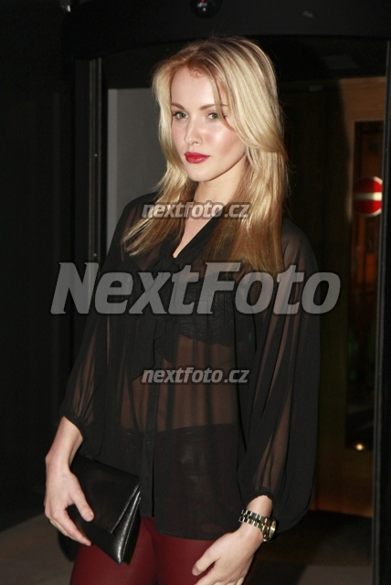 4549 Linda Bartosova