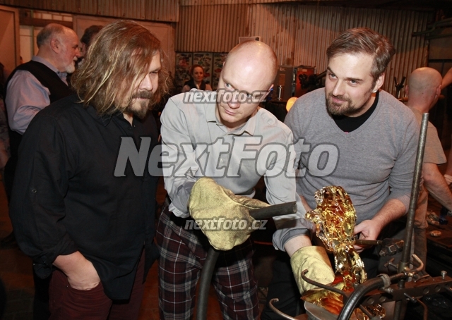 7999 Petr Vachler Jan Budar Jakub Sveda