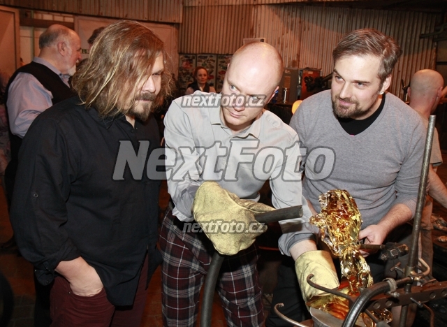 8000 Petr Vachler Jan Budar Jakub Sveda