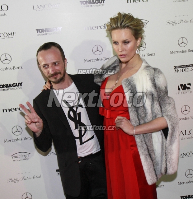 2695 Simona Krainova Mario Seckar