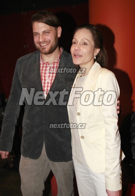 3319 Petr Svoboda Lucia Gaziova