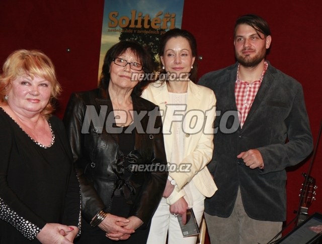 3339 Vera Spinarova Marta Kubisova Petr Svoboda Lucia Gaziova