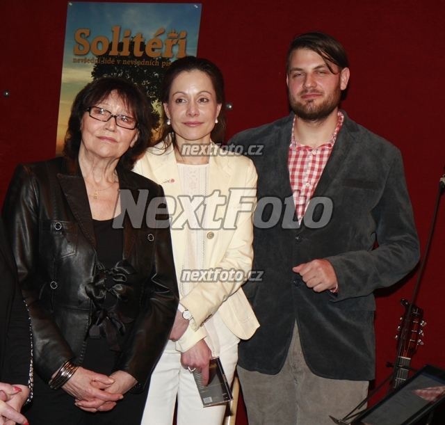 3340 Marta Kubisova Petr Svoboda Lucia Gaziova