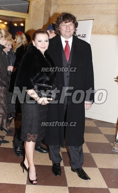 3330 Petr Malasek Dana Moravkova