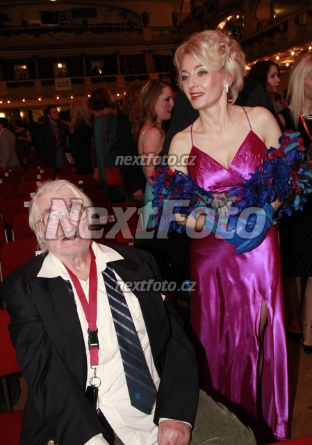 3975 Pavel Landovsky Veronika Zilkova