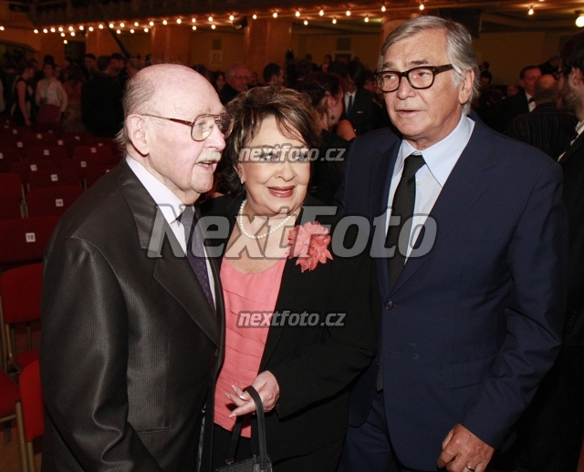 3996 Lubomir Lipsky Jirina Bohdalova Jiri Bartoska