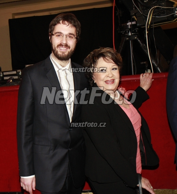 4004 Jirina Bohdalova Marek Ciccotti