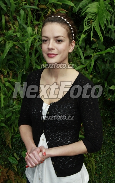 5570 Andrea Kerestesova