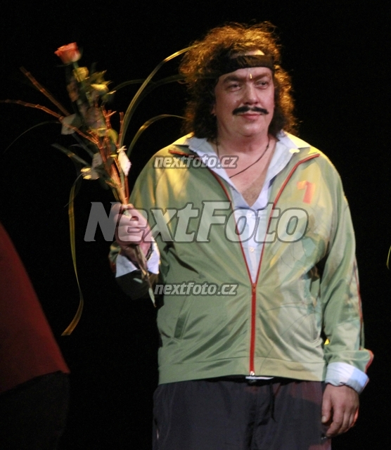 5820 Richard Genzer