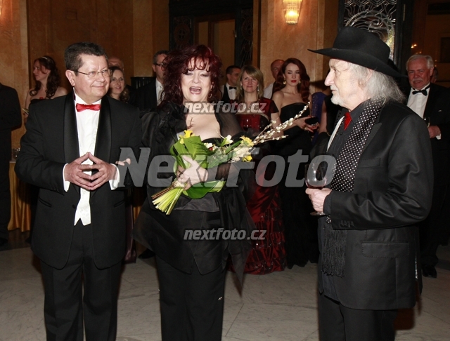 6273 Deana Horvathova Juraj Jakubisko Miro Smolak